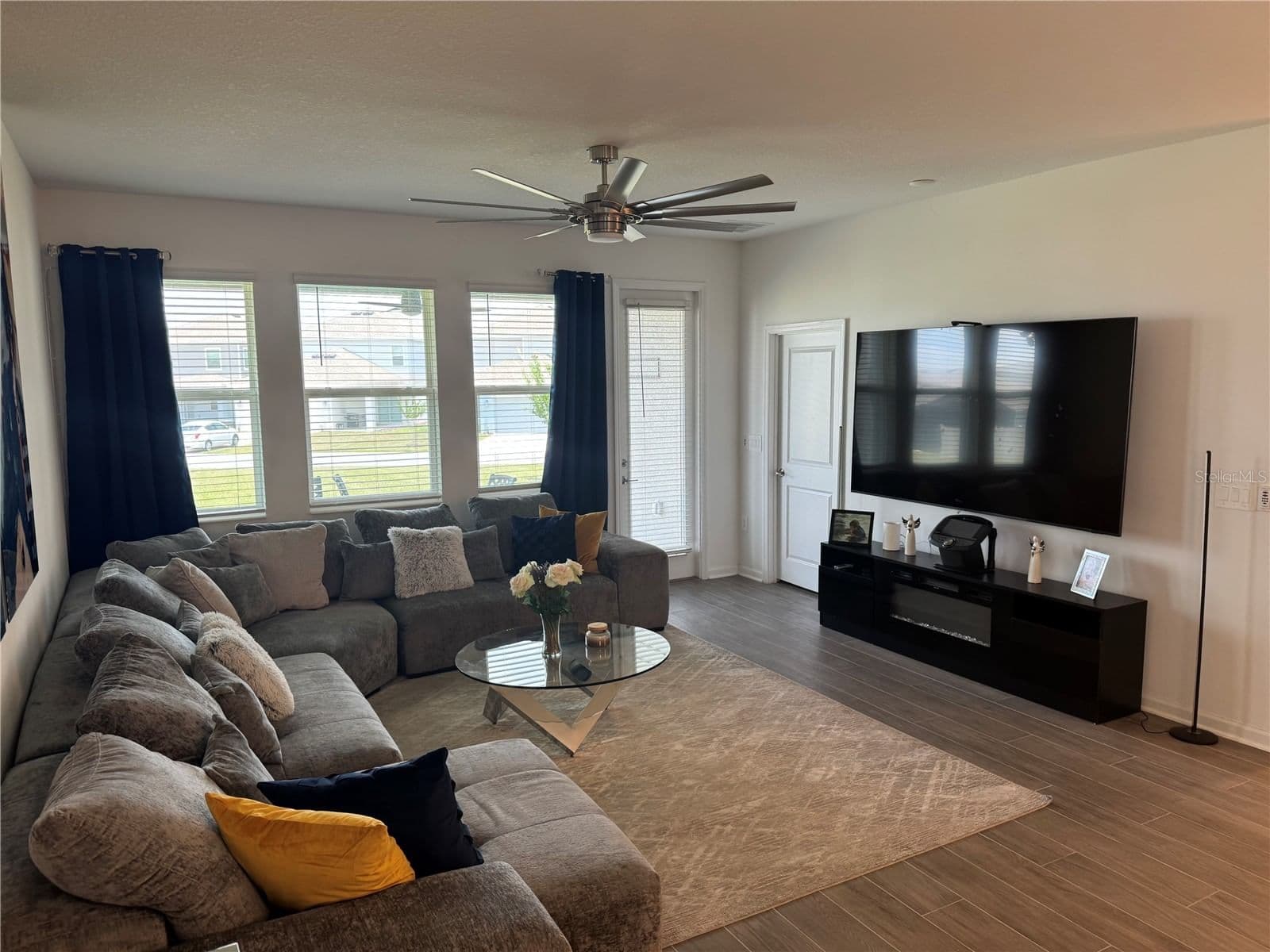 2844 ARMSTRONG