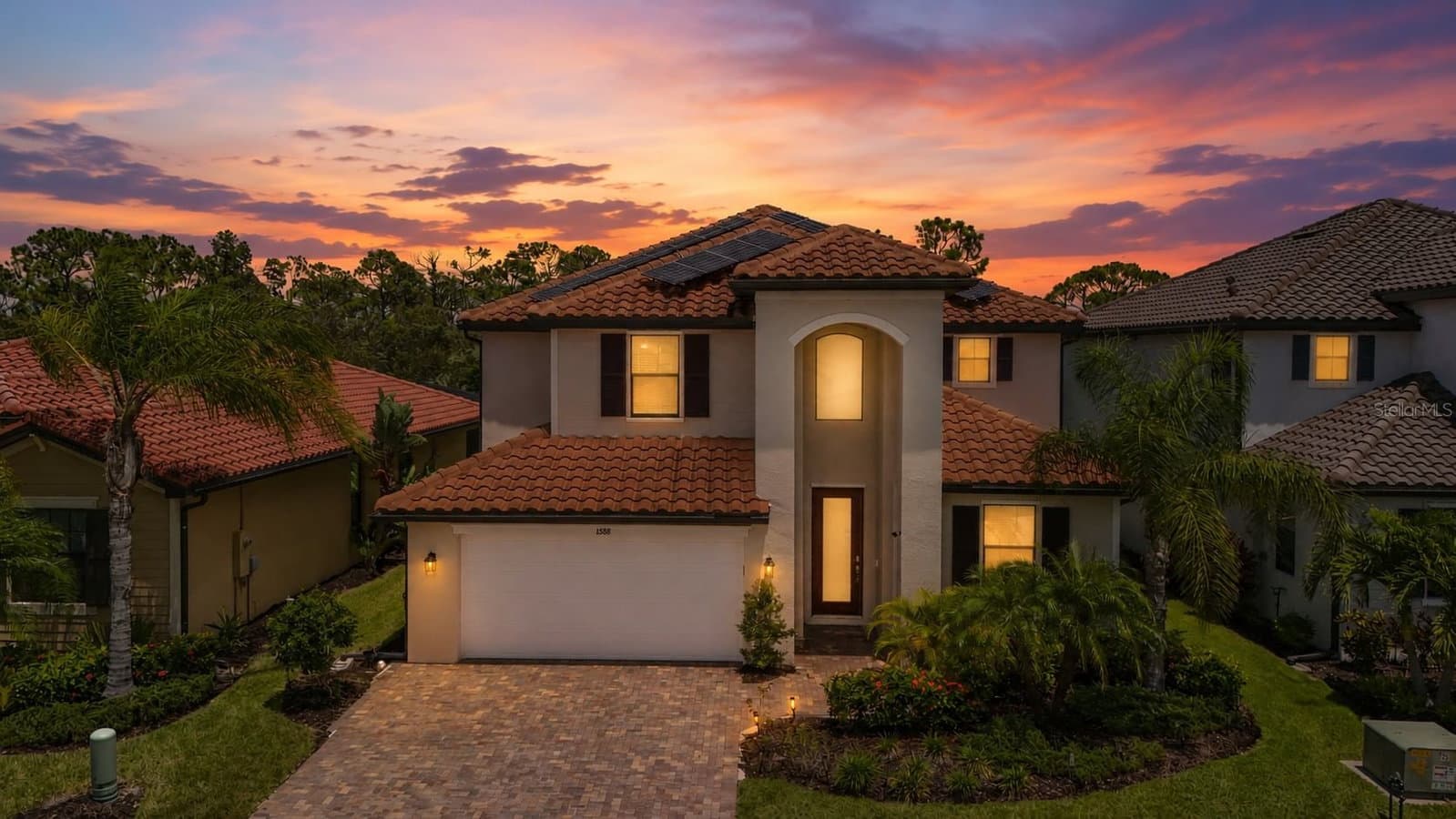 1588 VIZCAYA, Naples, FL