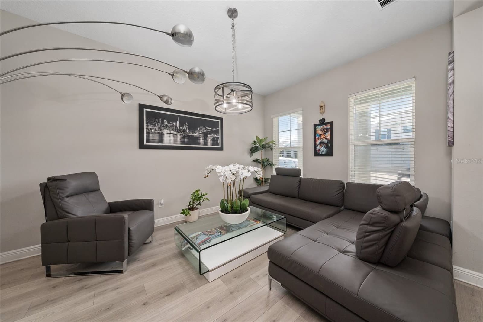 5128 BREEZY ACRES