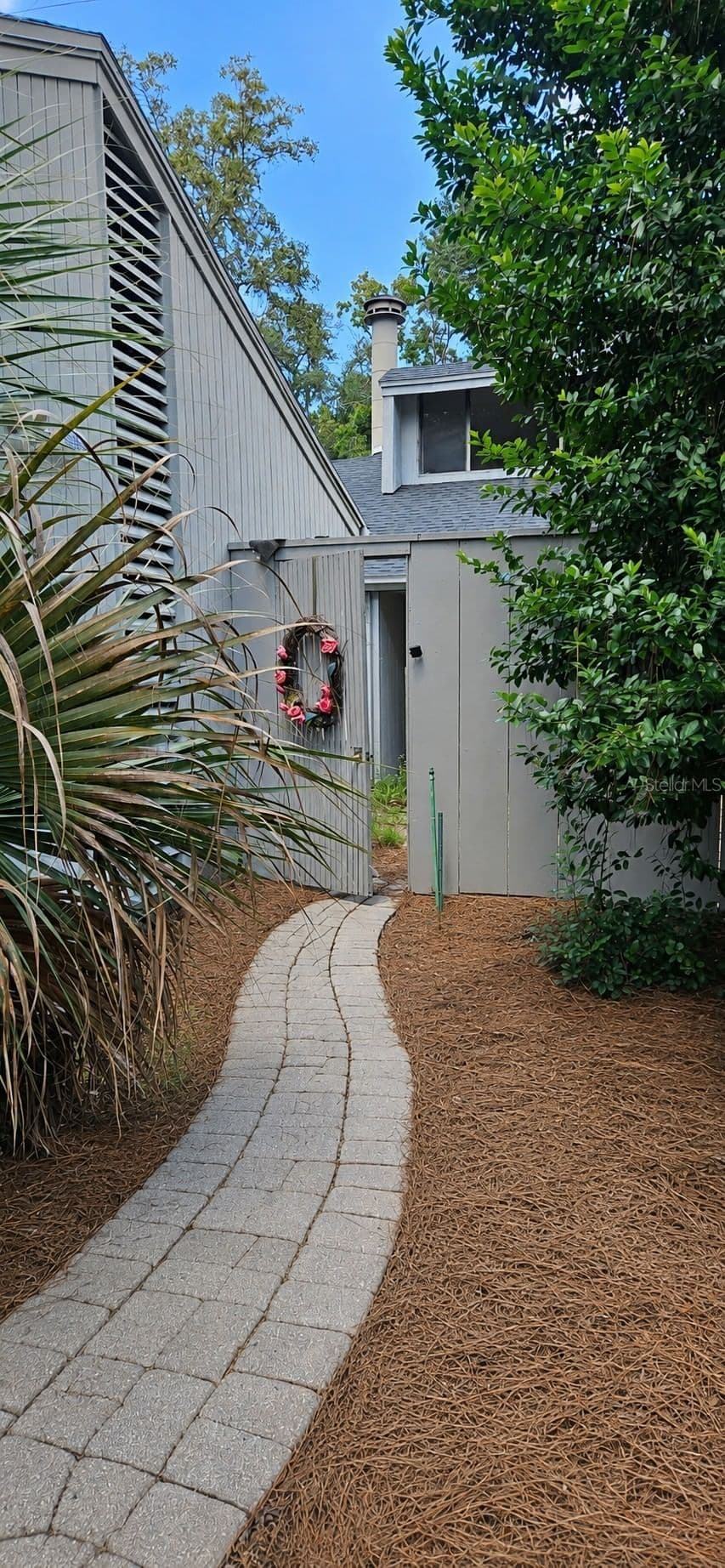 Photo 4 of 304 FOX SQUIRREL Lane