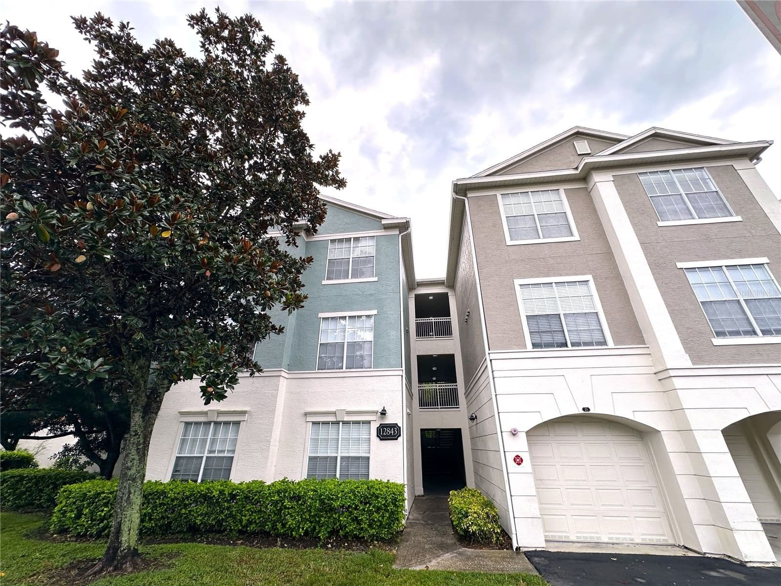 12843 MADISON POINTE