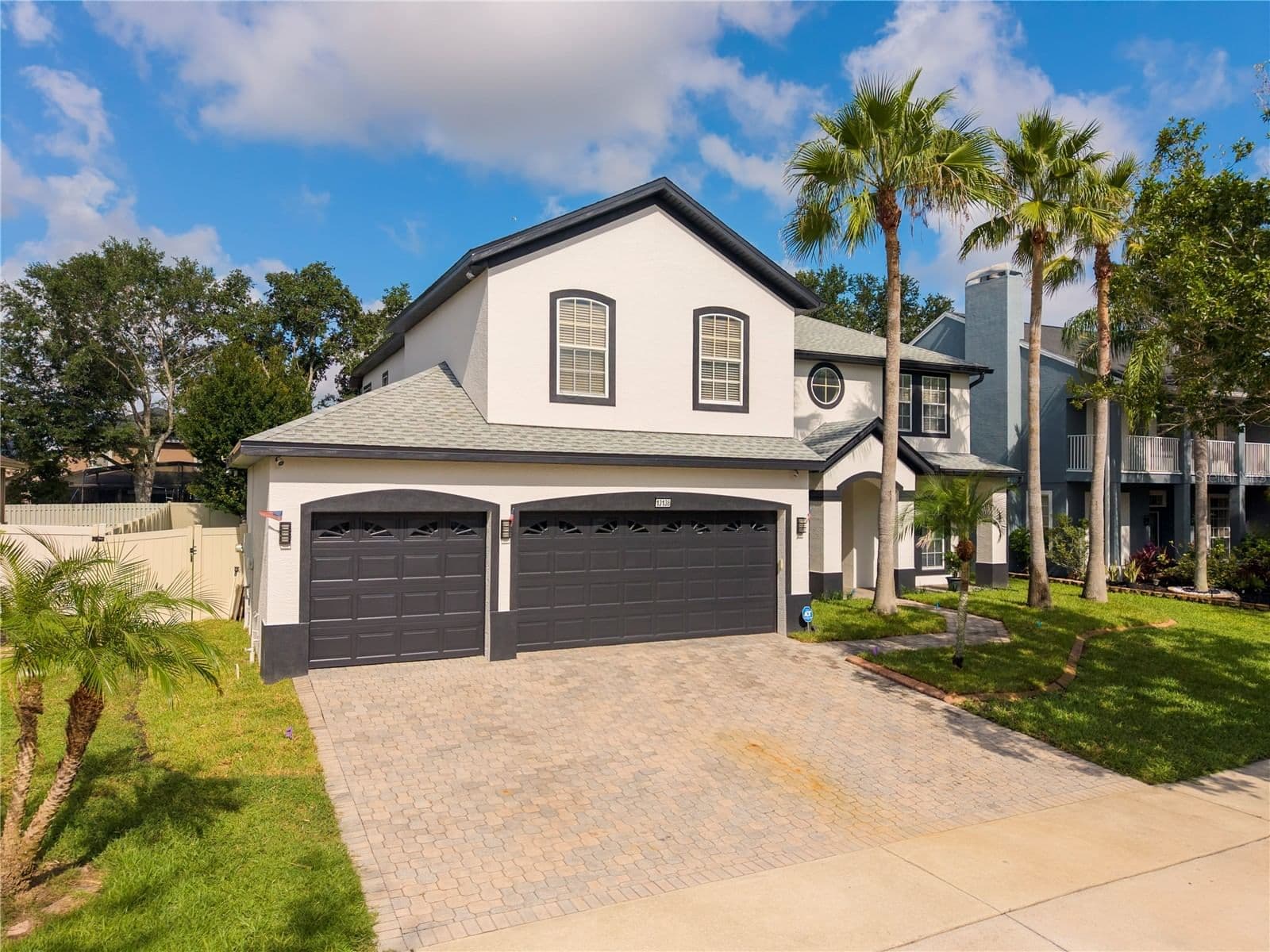 Photo 4 of 13138 PALOMA Drive