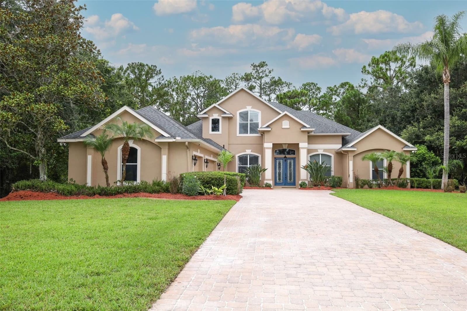 11712 RAMBLING OAK