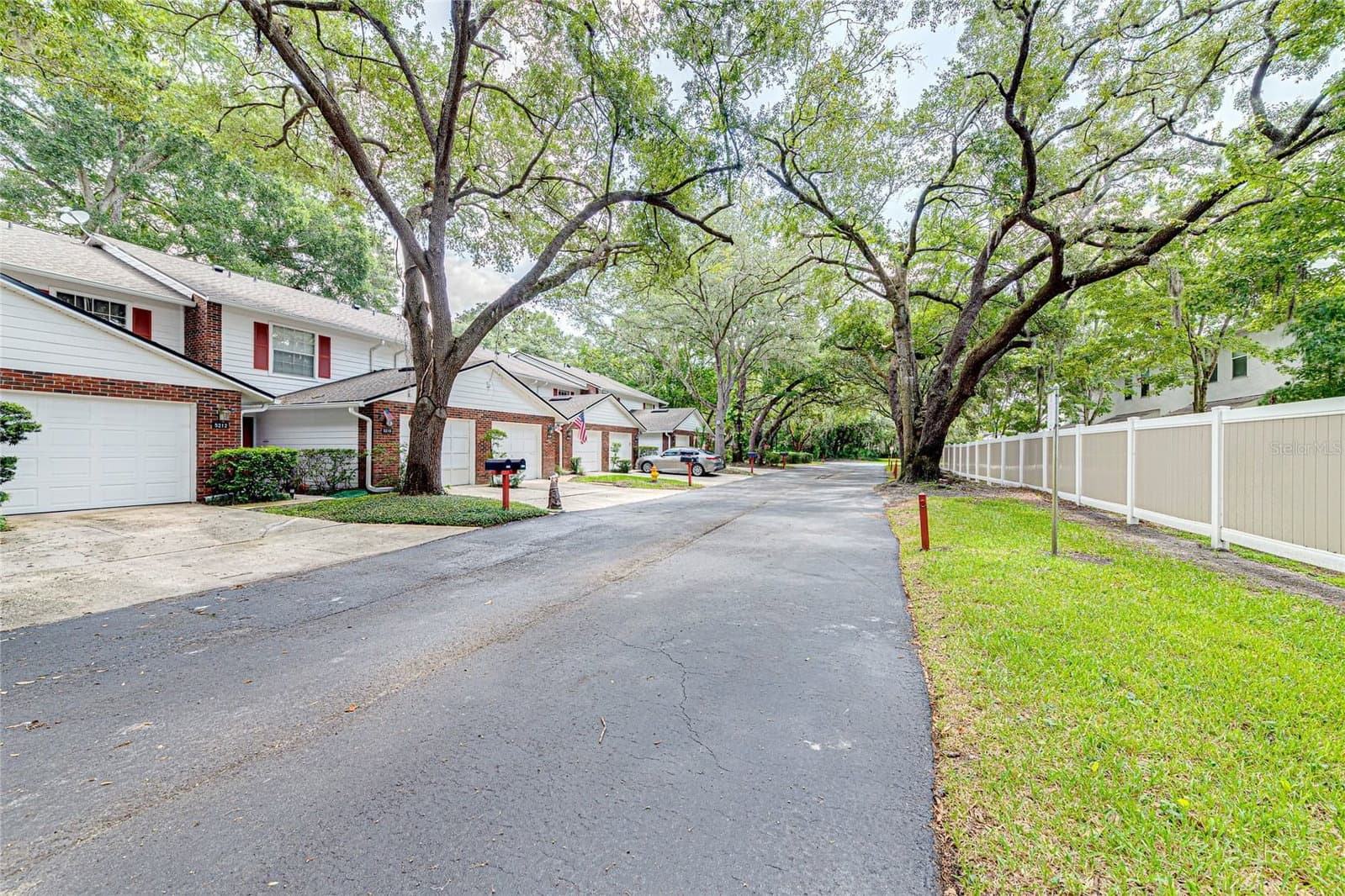 Photo 4 of 5210 LAZY OAKS