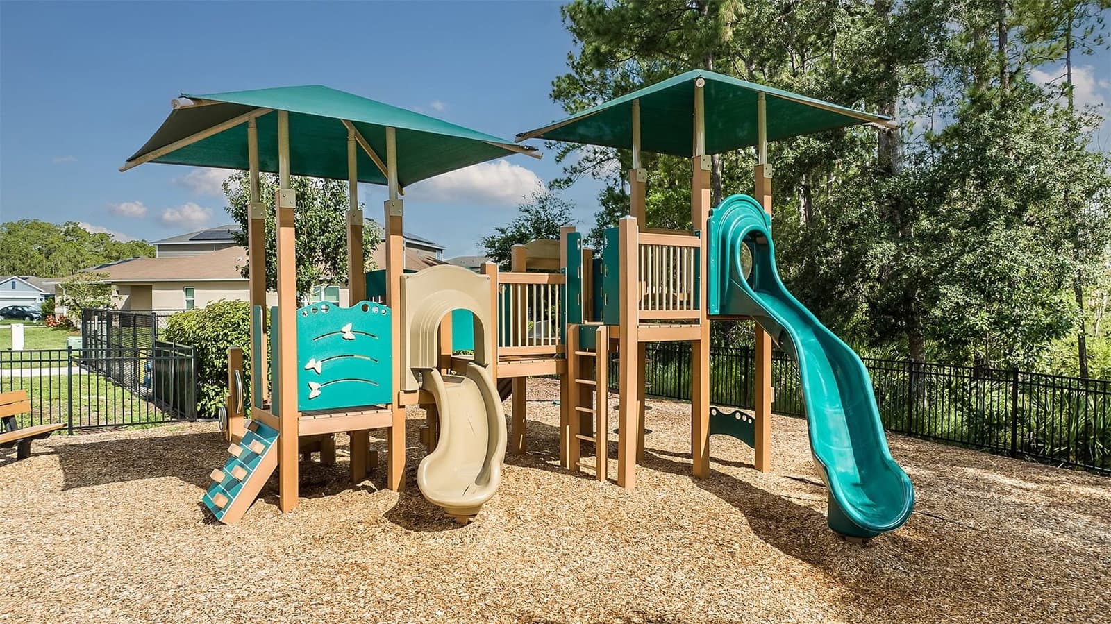 1437 SAWGRASS HAMMOCK