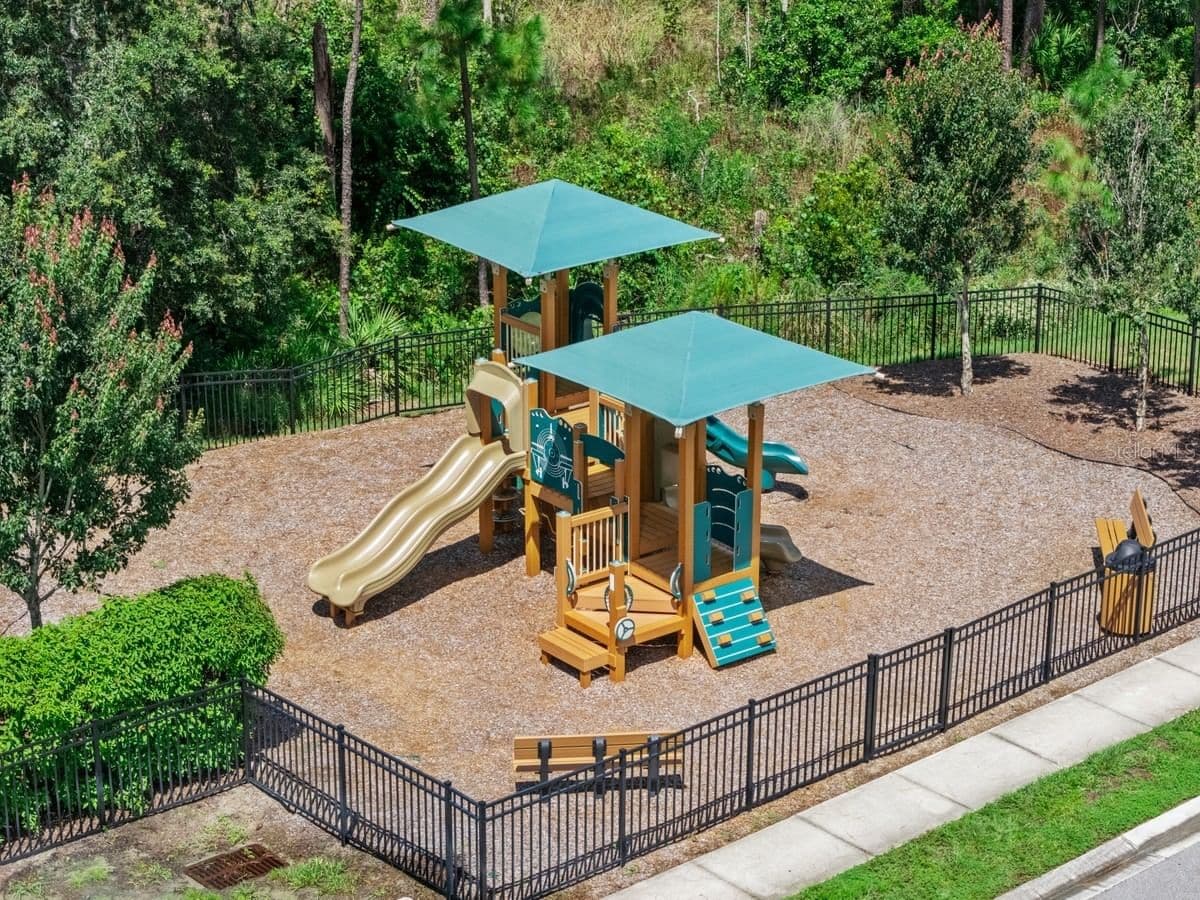 Photo 4 of 1437 SAWGRASS HAMMOCK