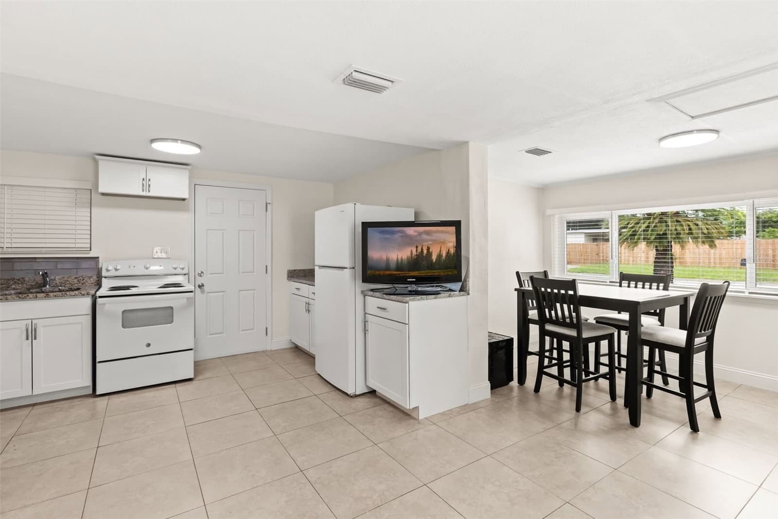 2280 NORWELL