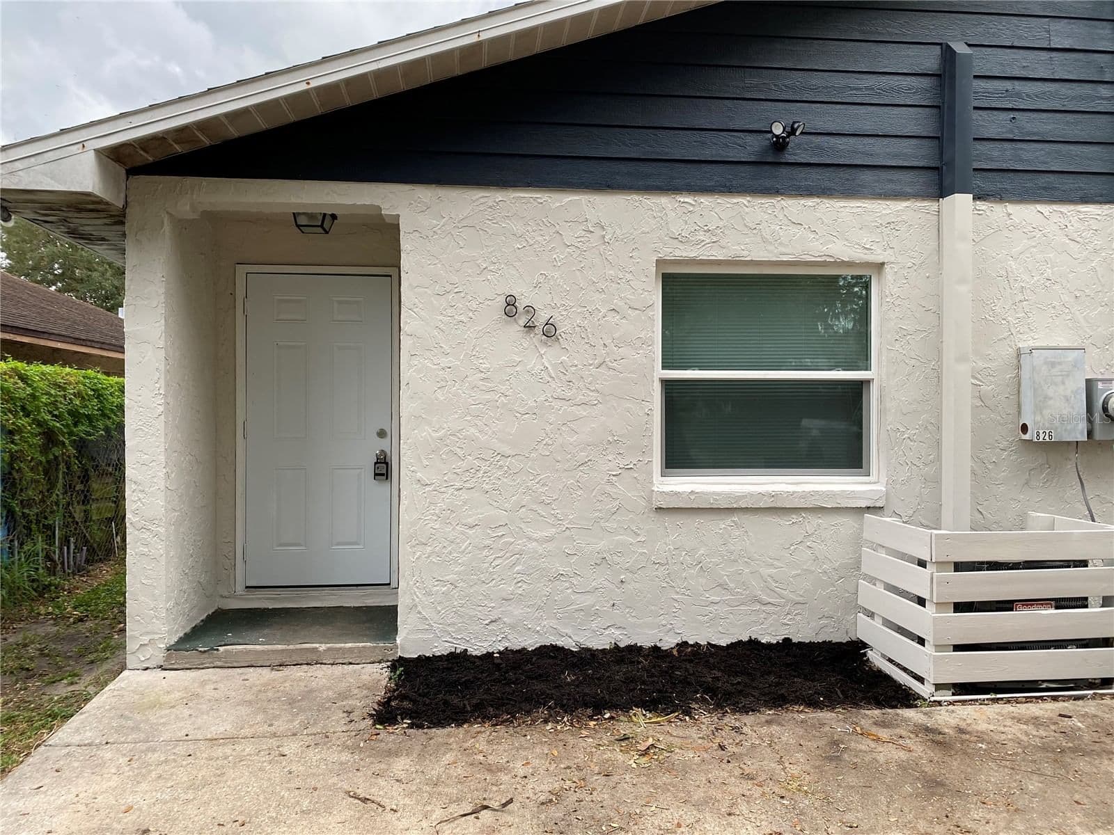 Photo 4 of 826 19TH