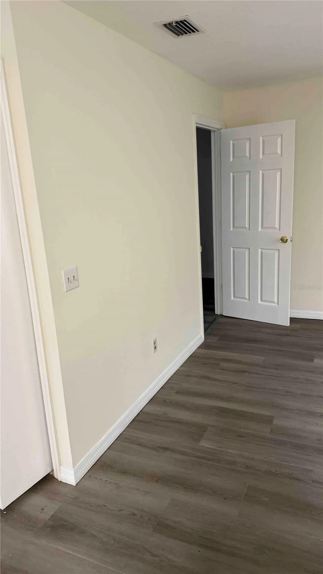 Photo 5 of 909 CHURCH Avenue #201