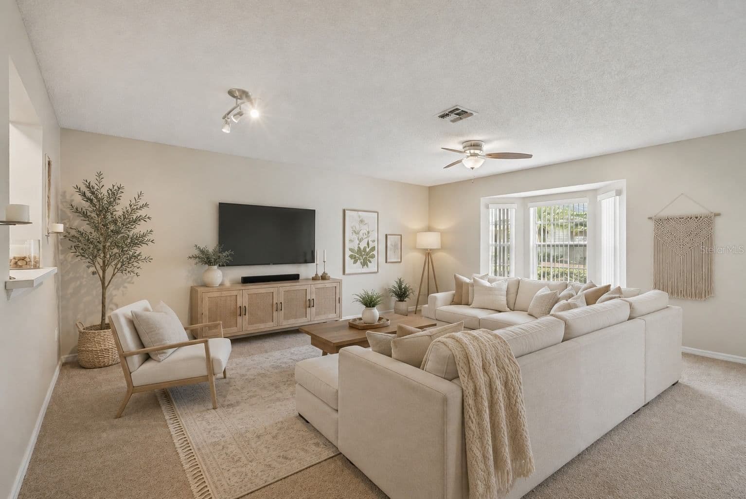 12192 SHADY SPRING