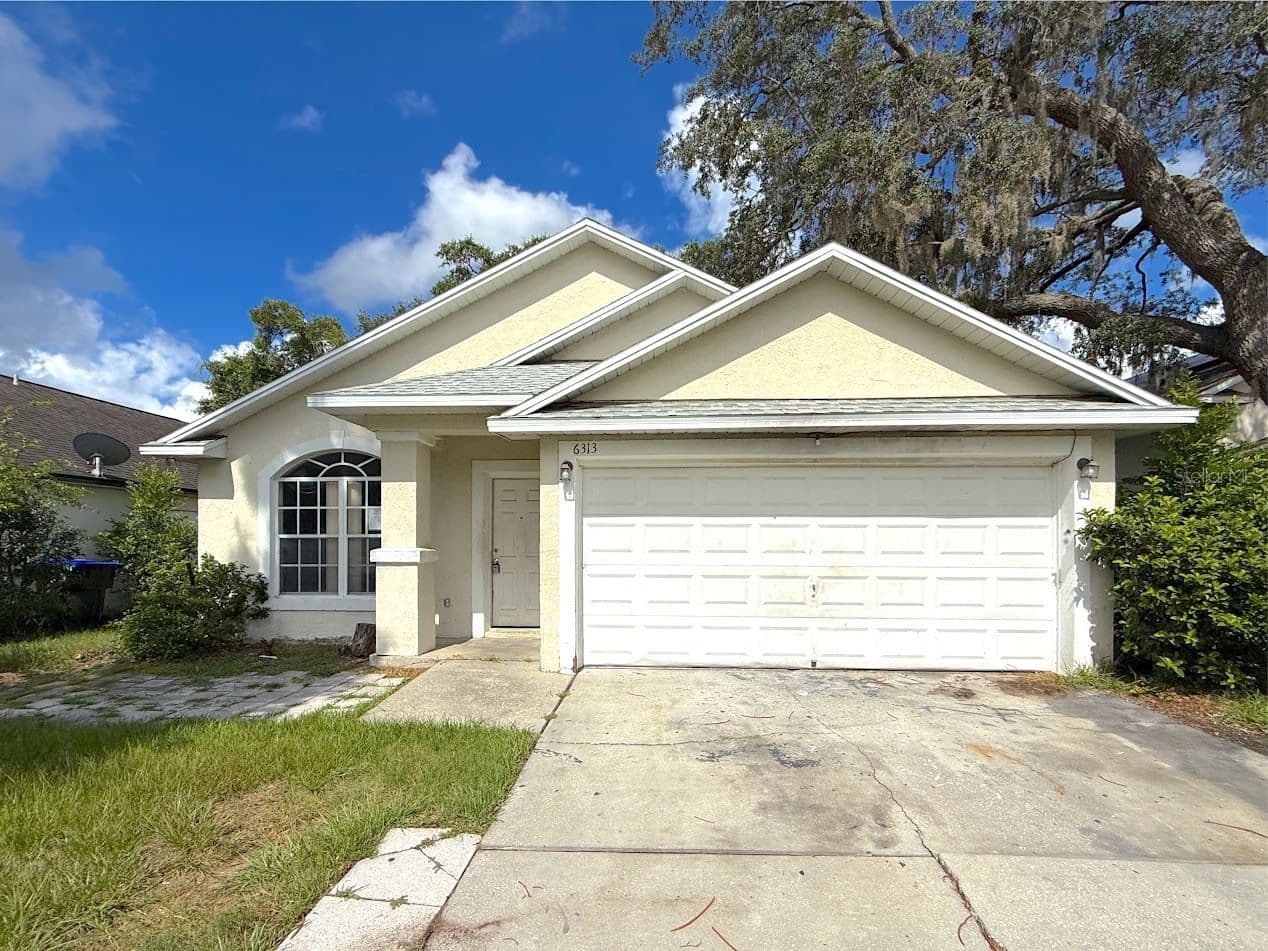 6313 LIVEWOOD OAKS