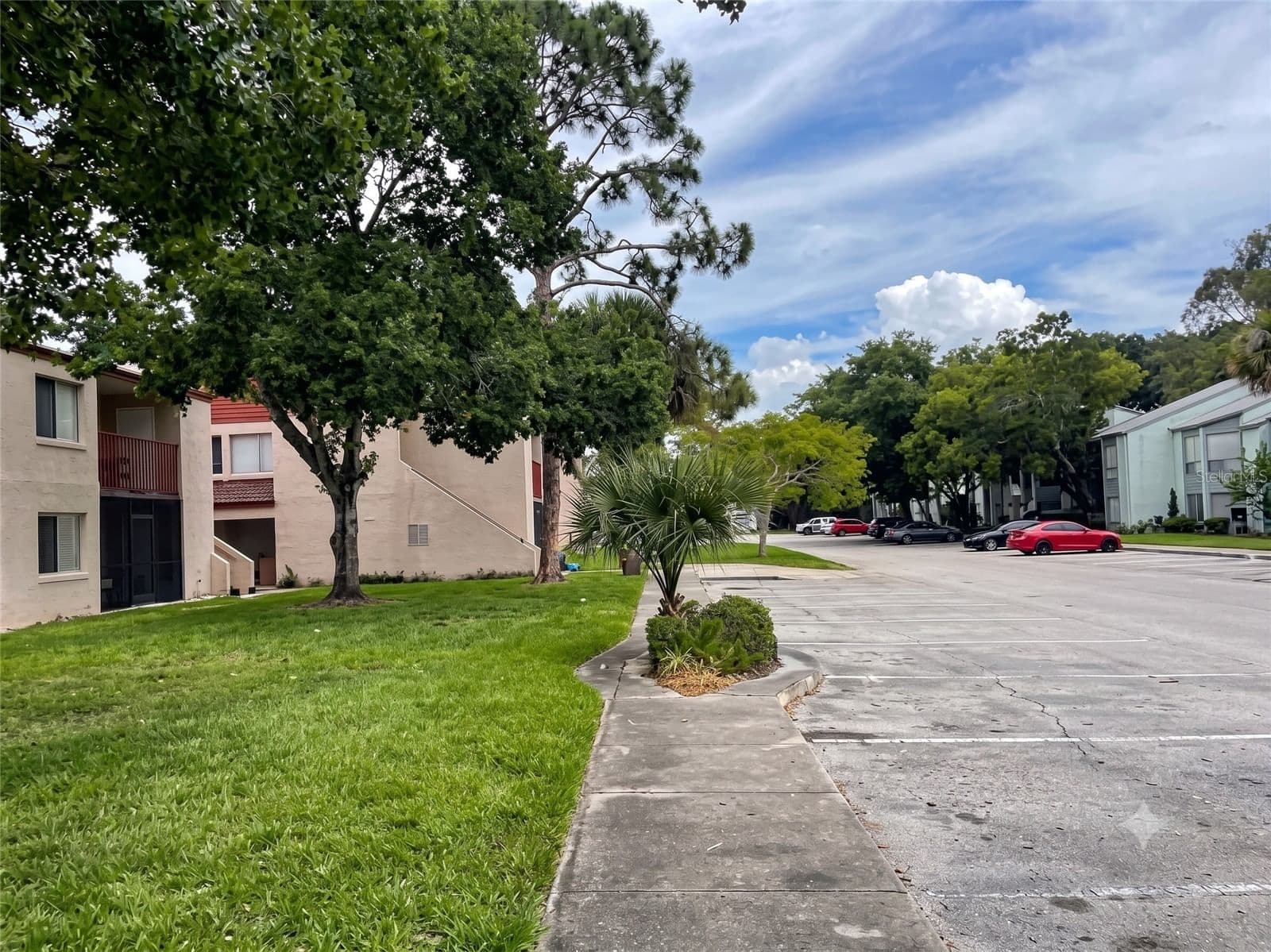 Photo 4 of 4322 LAKEWAY