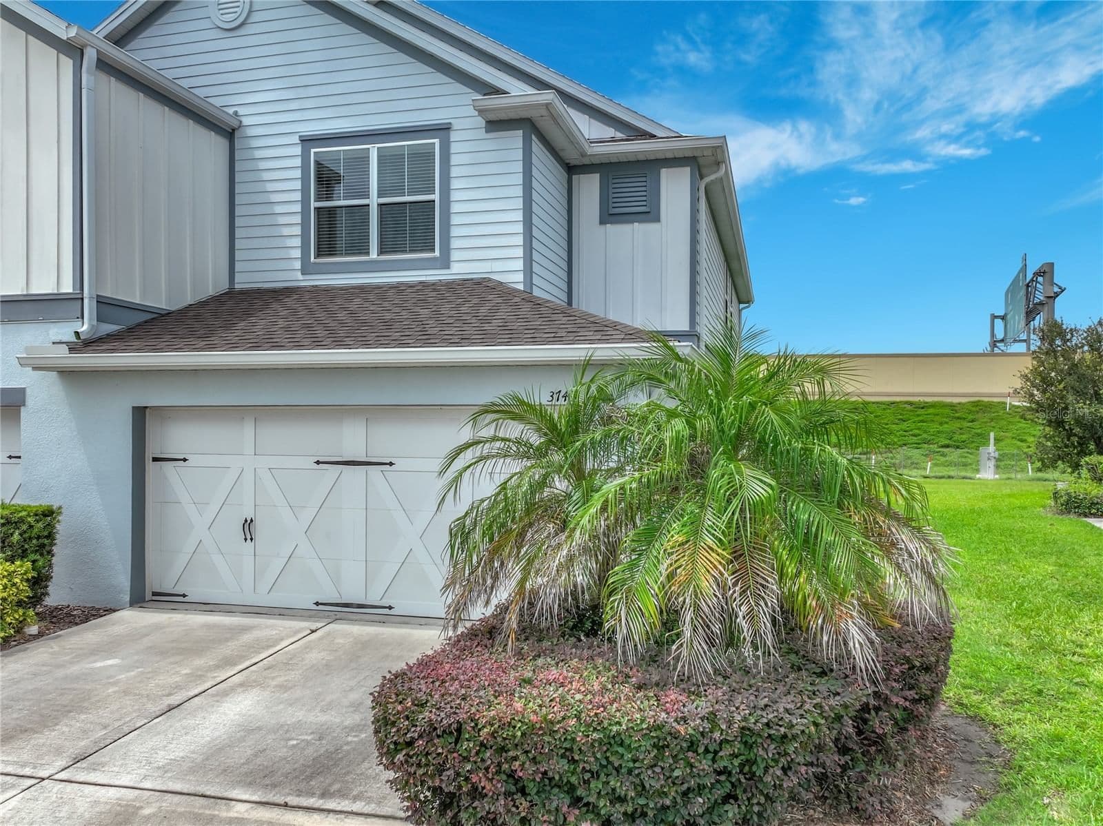 3743 PLAINVIEW