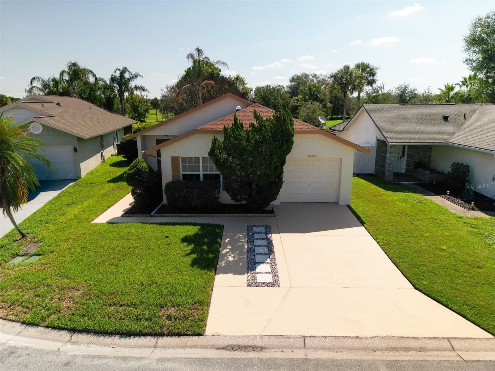 3429 PINEBROOK