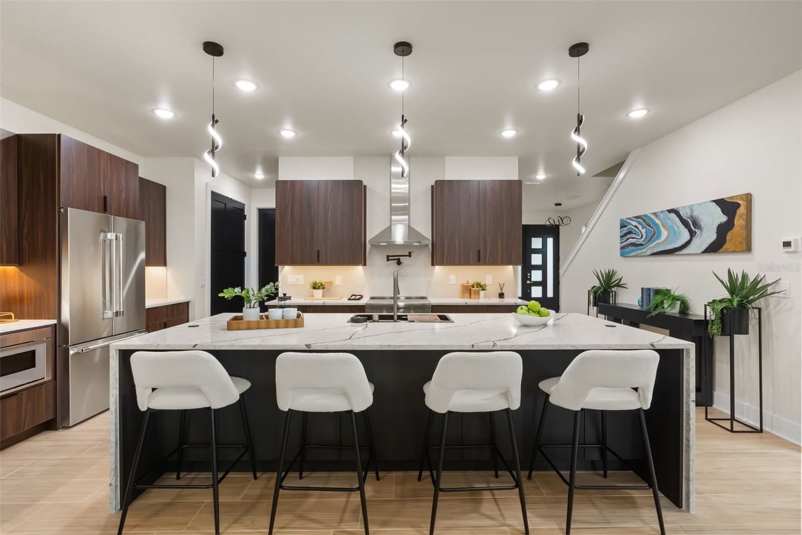 1910 CLOVERLAWN