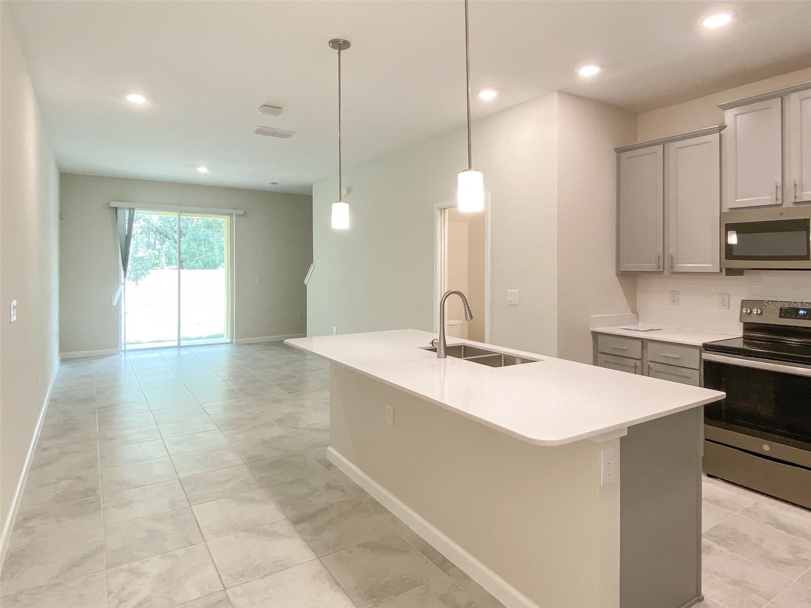 Photo 5 of 10010 RED EAGLE DRIVE