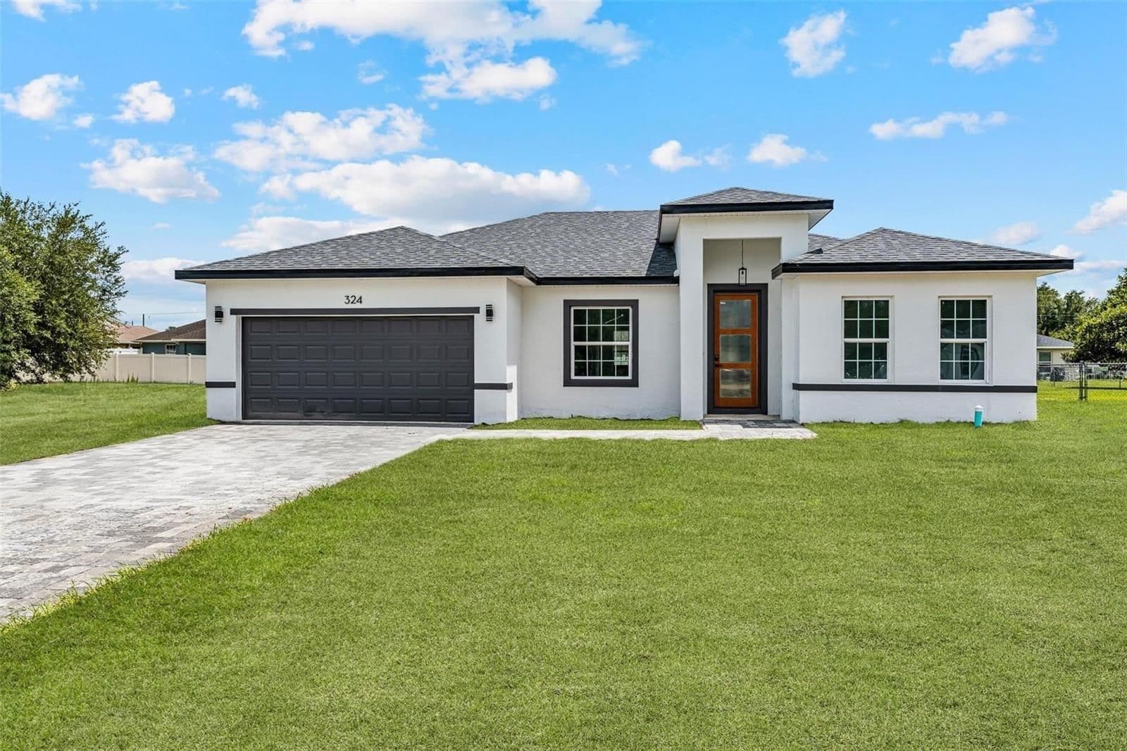 324 MARION OAKS