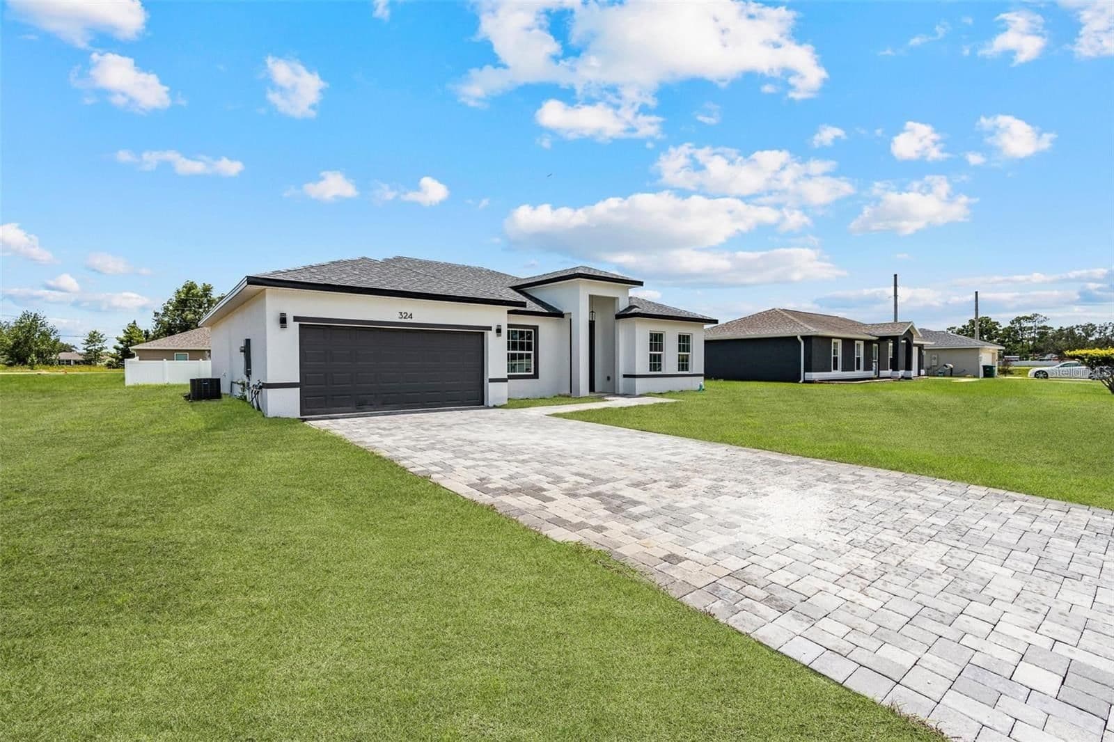 324 MARION OAKS
