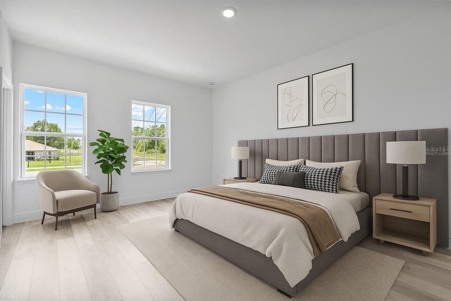 Photo 5 of 324 MARION OAKS