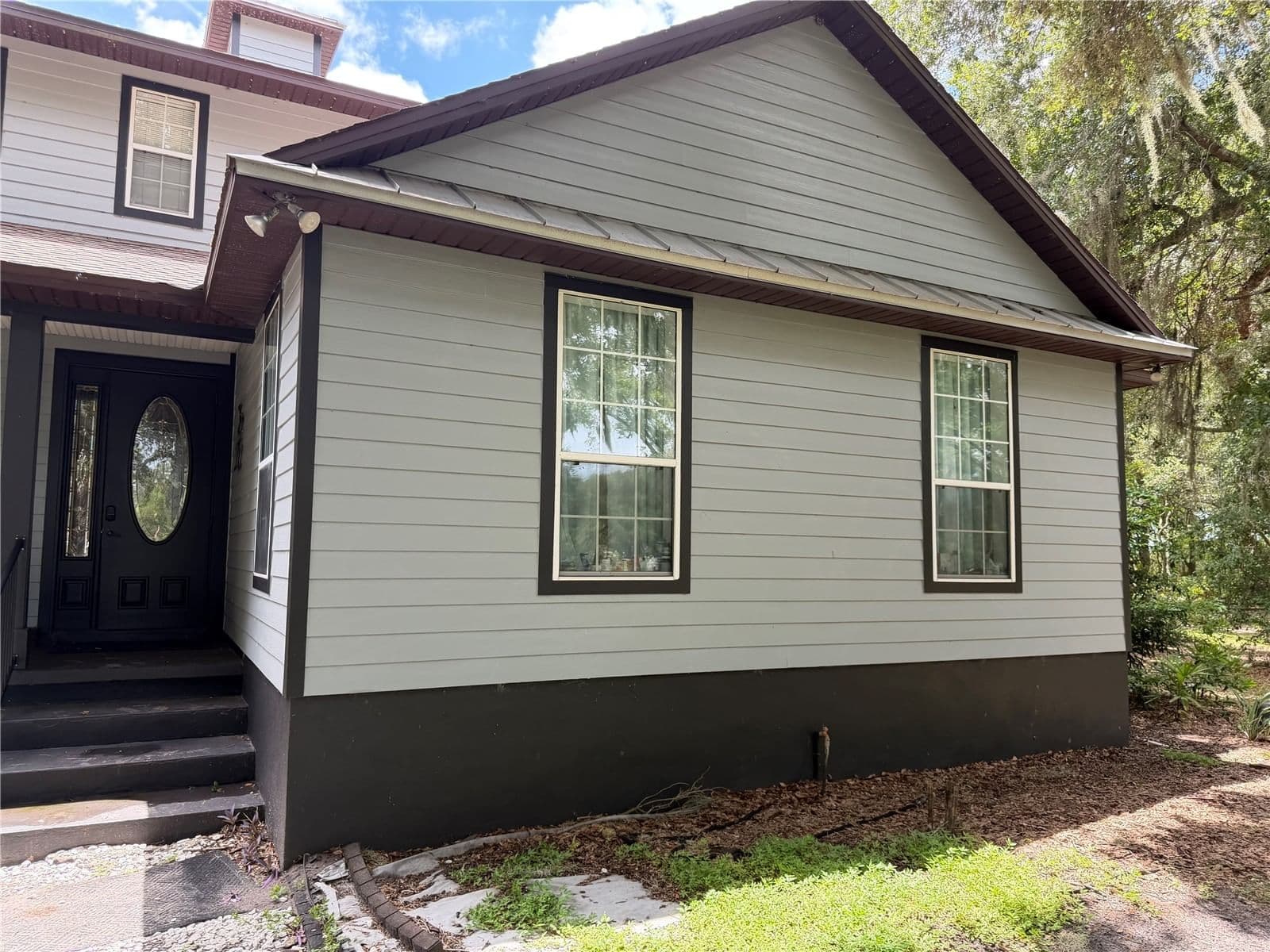 18900 LAKEVIEW