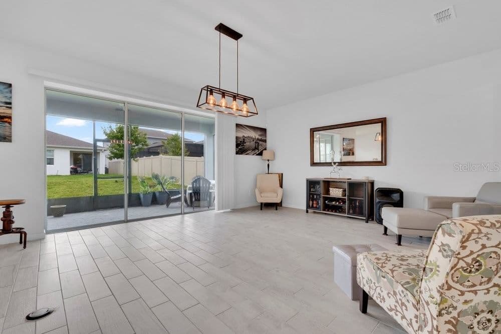 Photo 4 of 1457 GRAND PALM