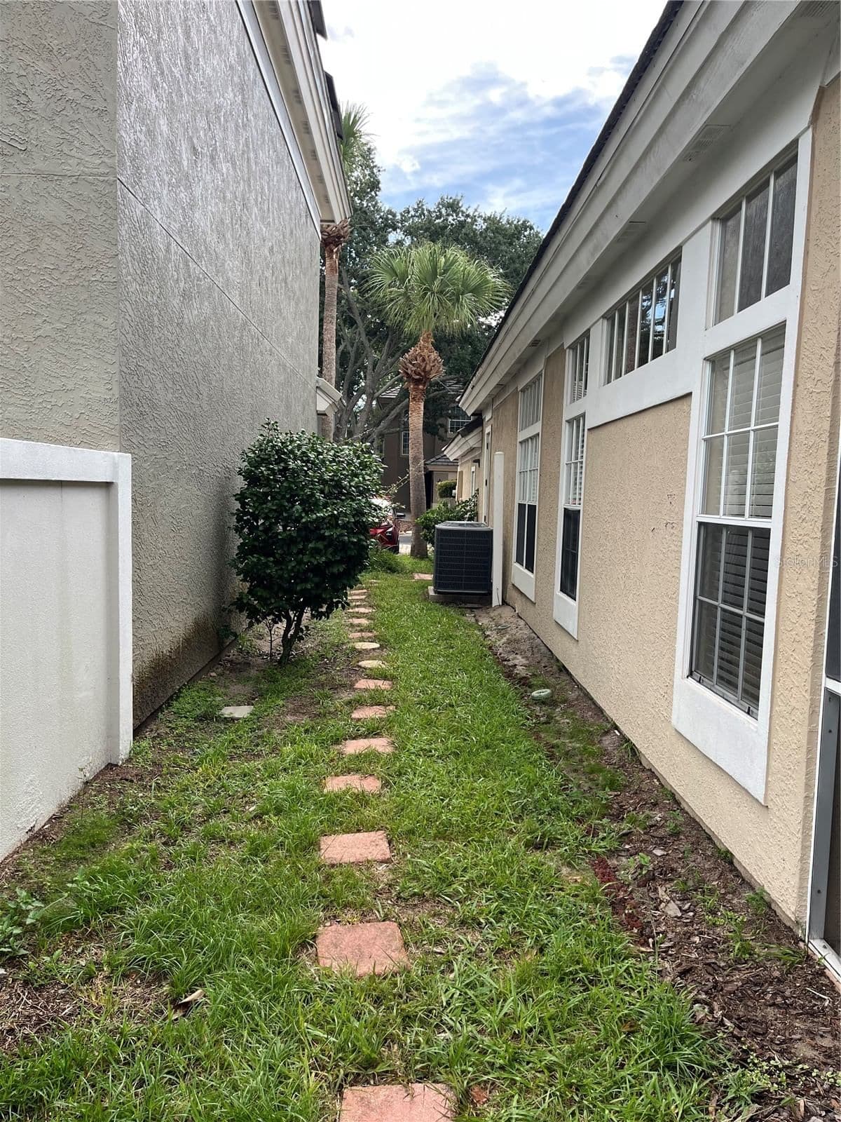 8444 FOXWORTH