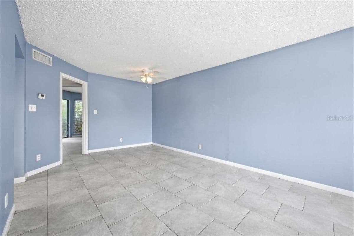 2628 LEMON TREE