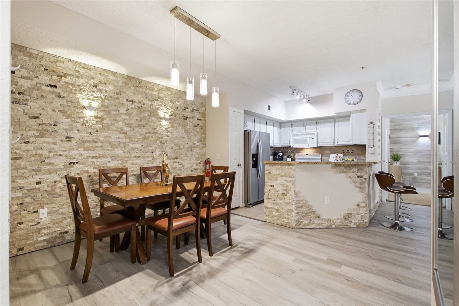13037 MULBERRY PARK