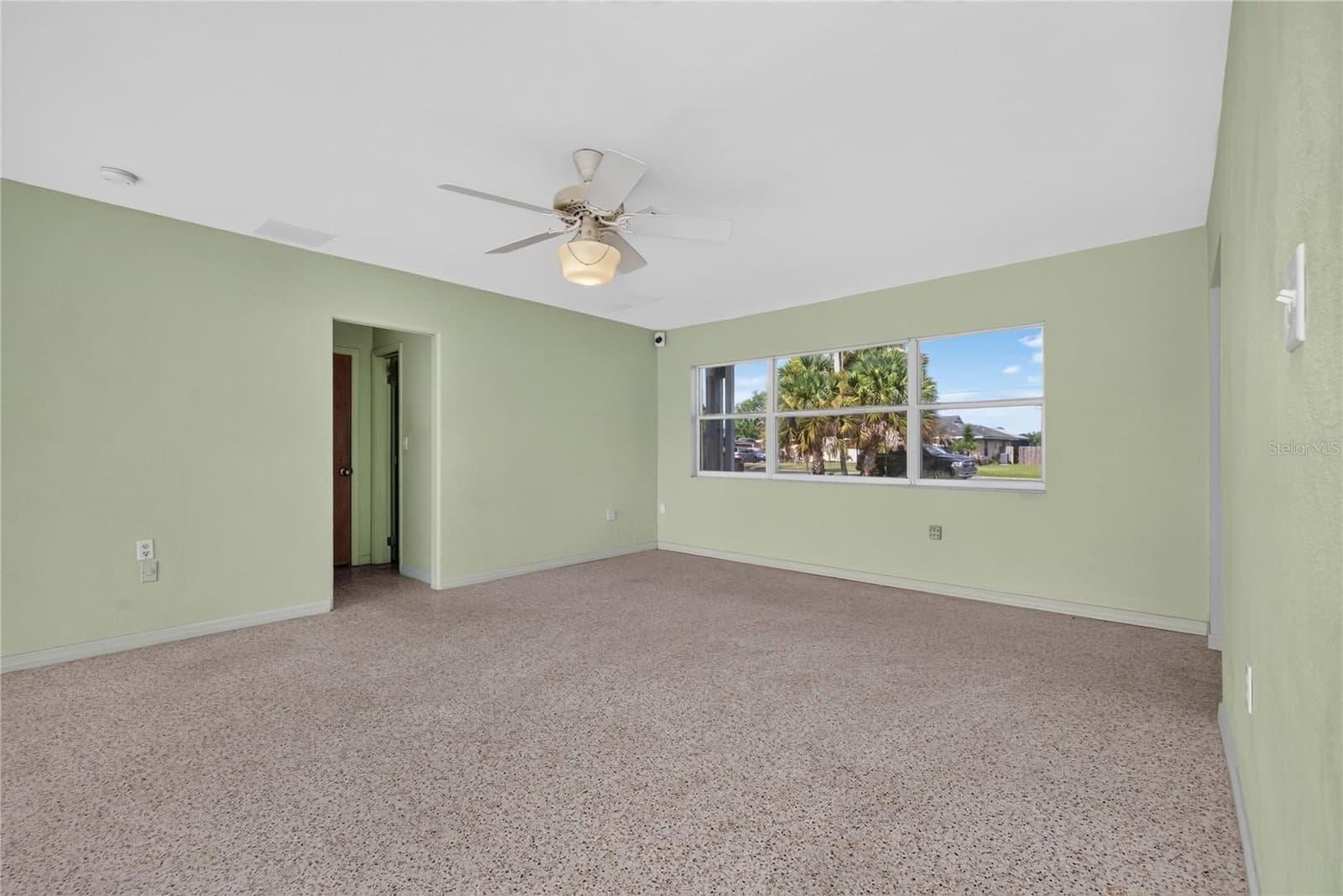 Photo 4 of 5701 PADGETT