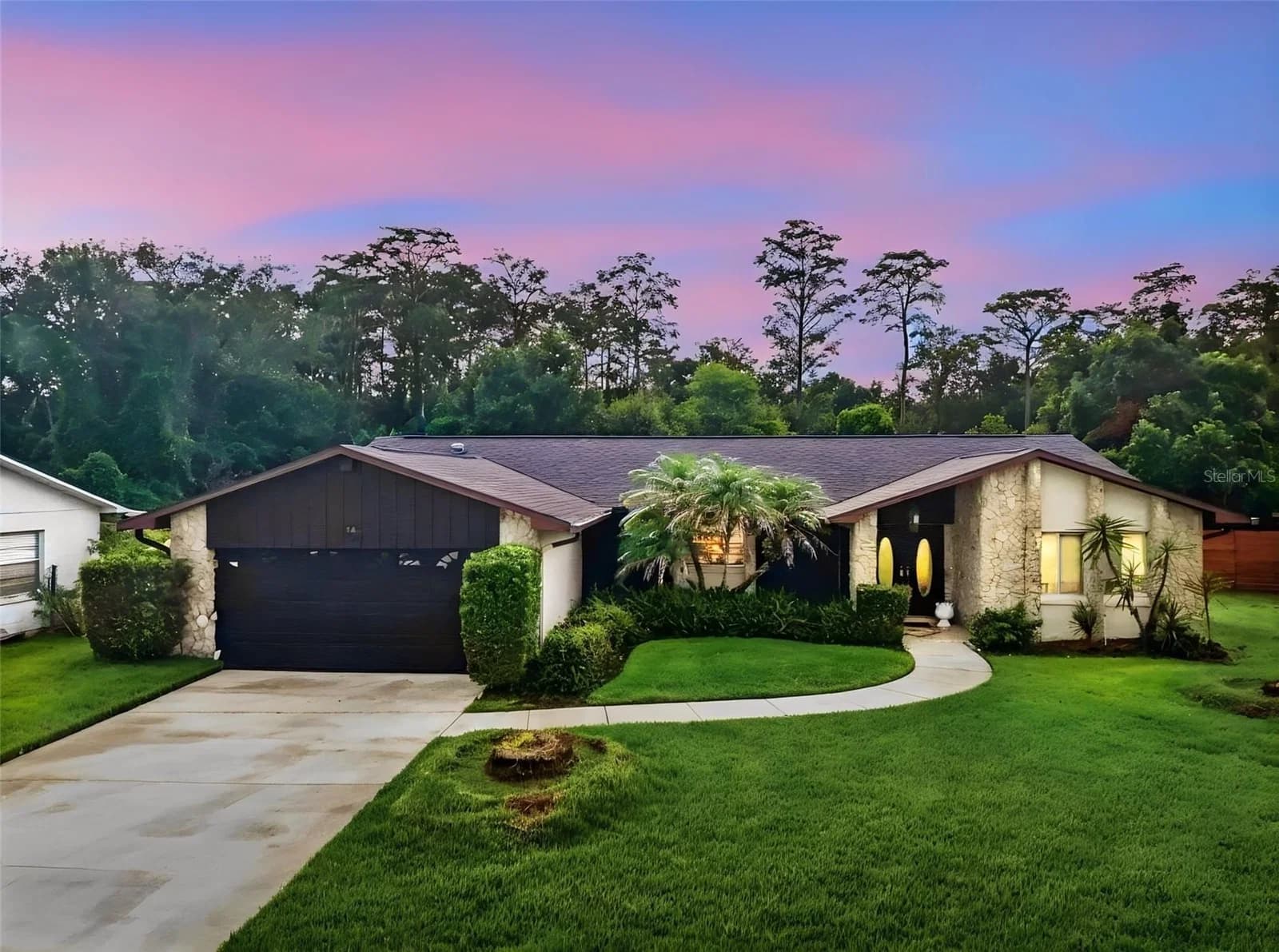 14 MADEIRA Avenue