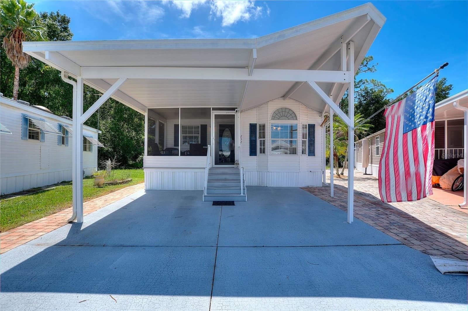 252 CITRUS RIDGE