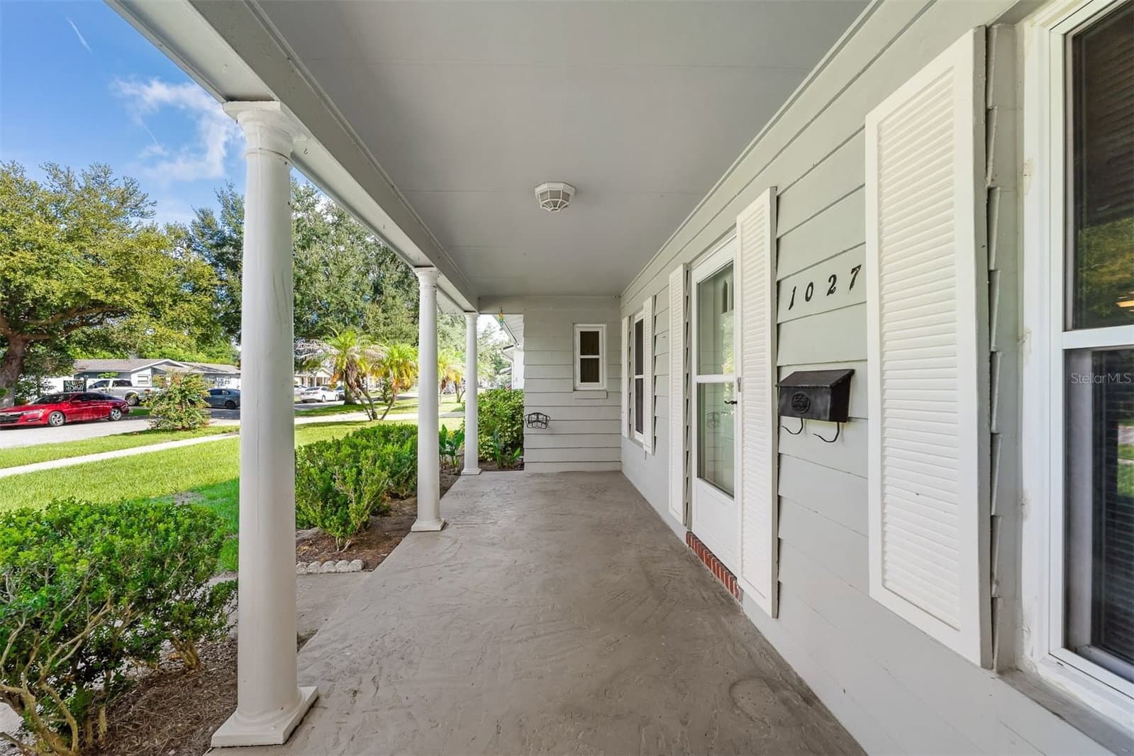 Photo 4 of 1027 SUNWOOD