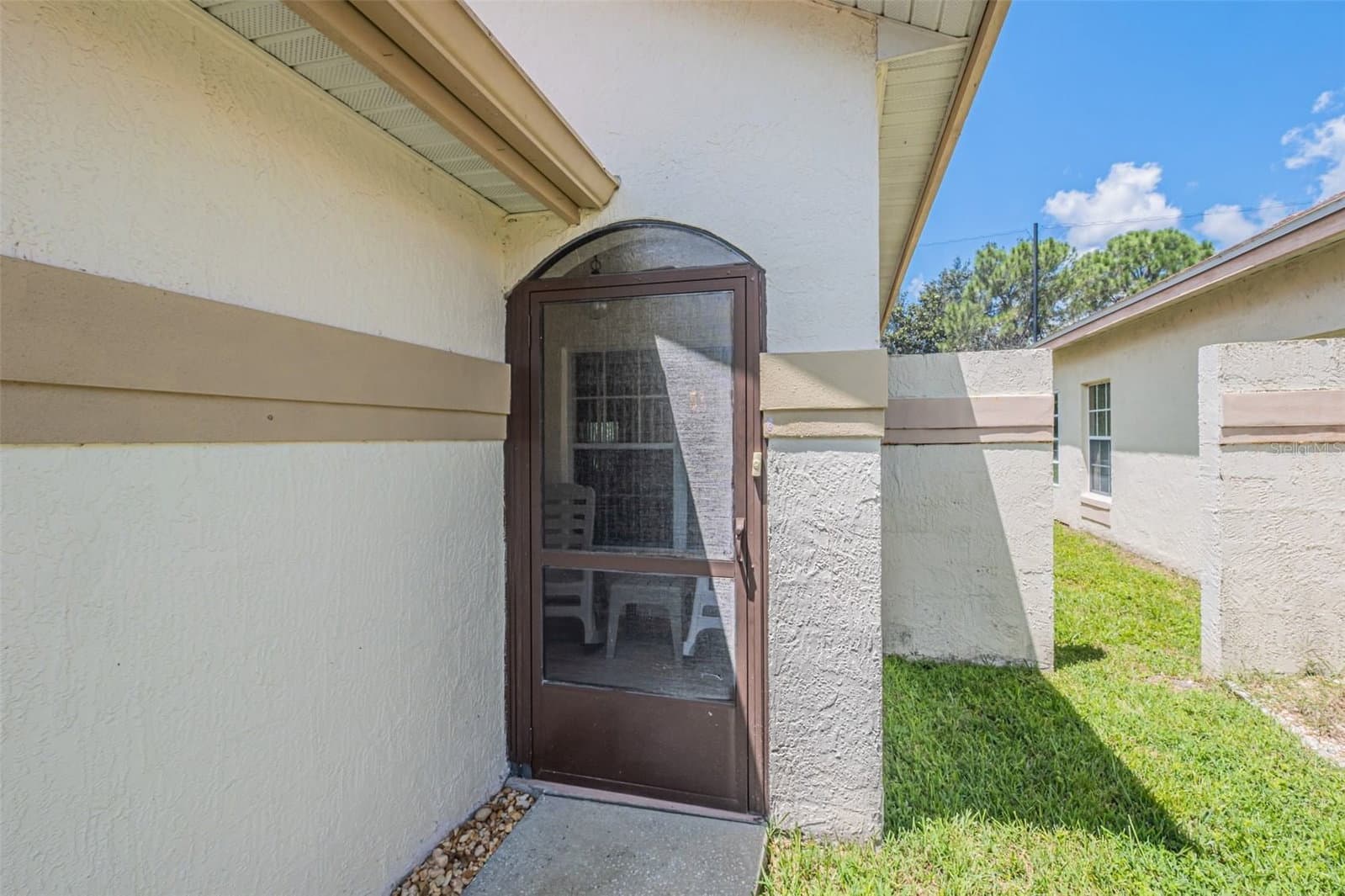 Photo 5 of 11624 PEACH GROVE