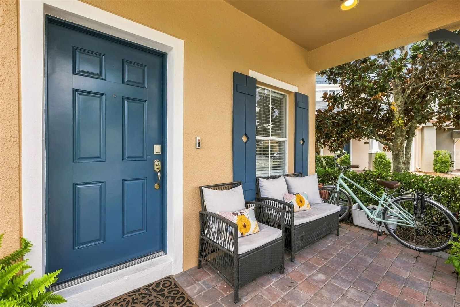 16424 CEDAR CREST