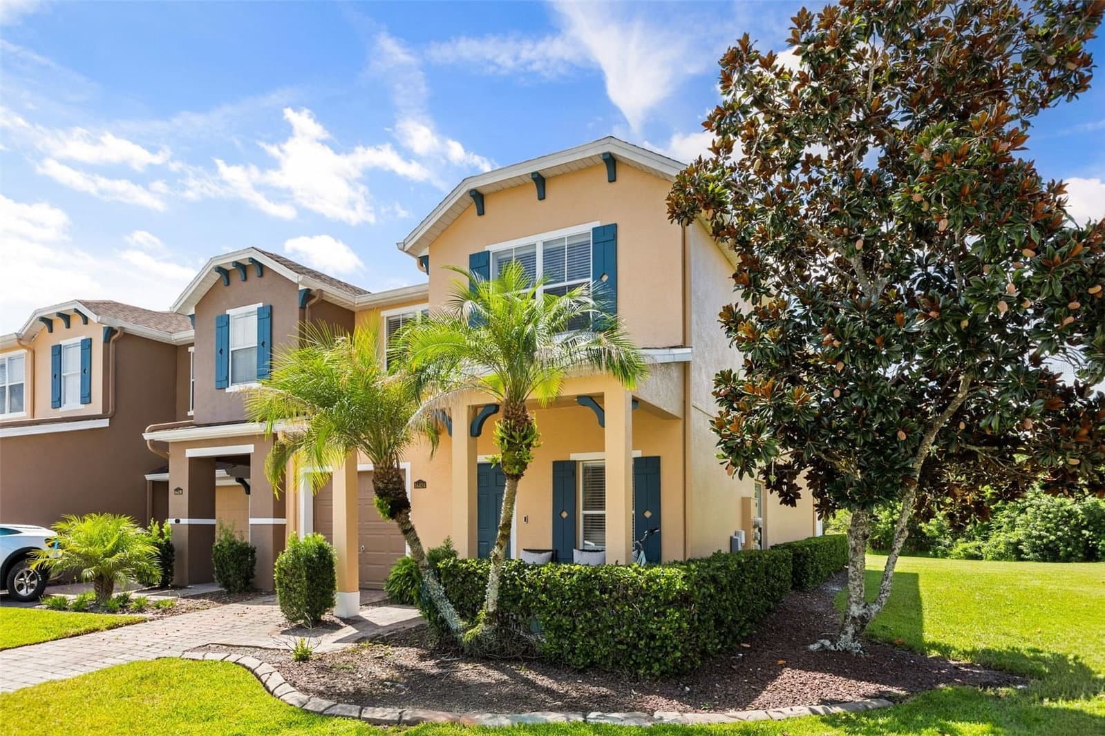 16424 CEDAR CREST