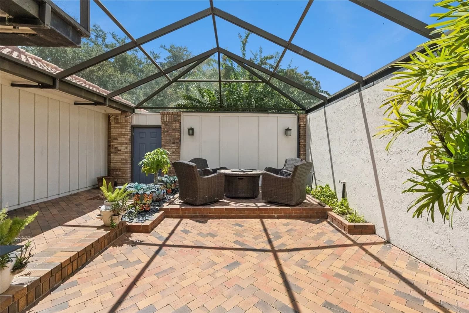 1256 MELISSA Court