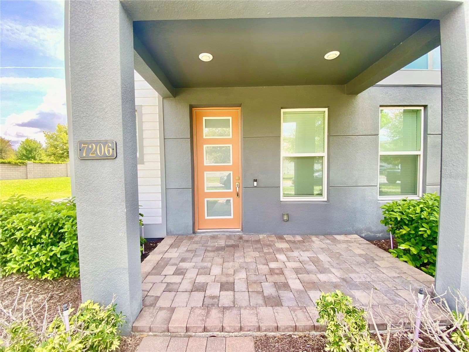 Photo 2 of 7206 CARRICKBEND