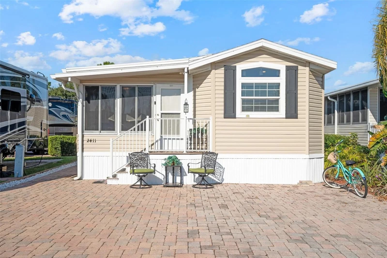 2411 CITRUS TREE Road
