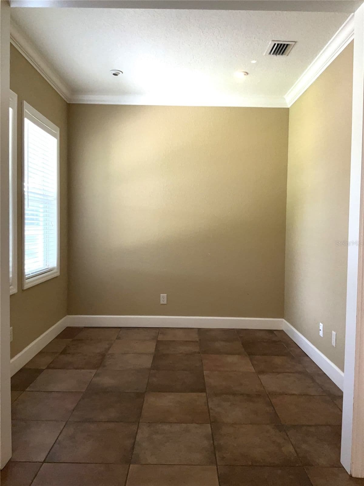 Photo 5 of 3613 SUMMERLIN