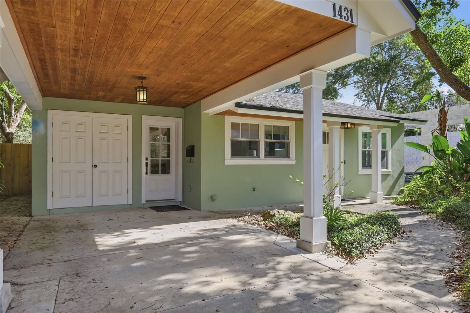 1431 PALM