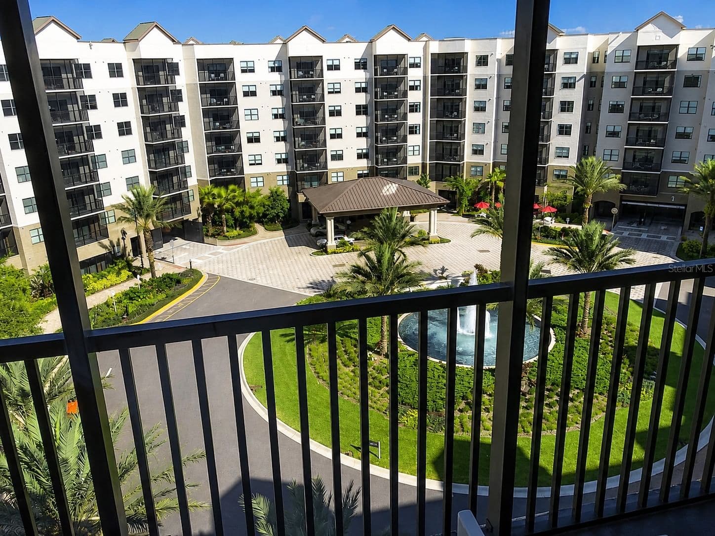 14501 GROVE RESORT AVE #3701
