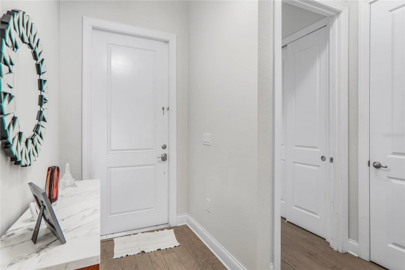 Photo 5 of 10427 ROYAL CYPRESS Way