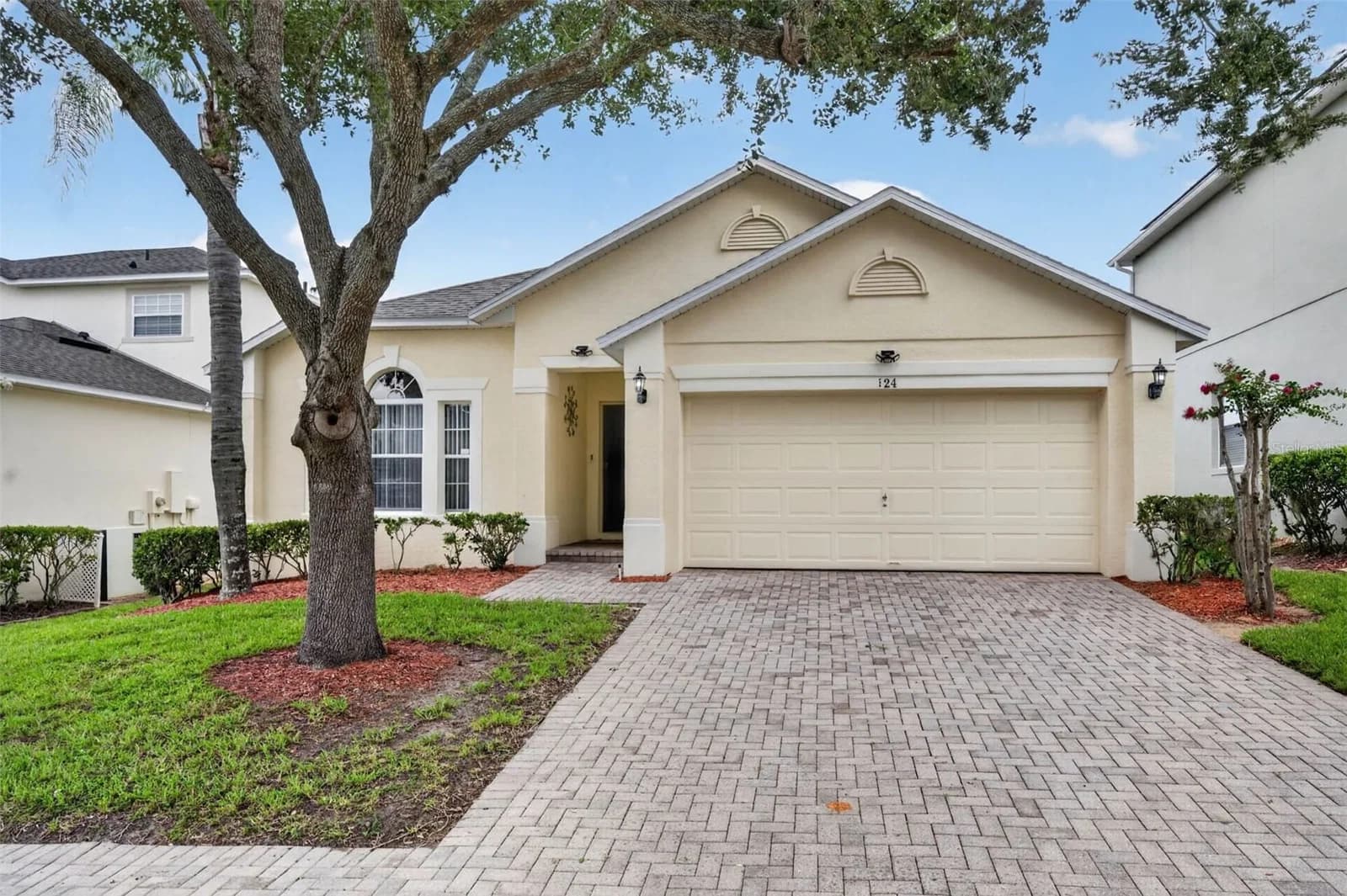 124 LANCASTER Drive