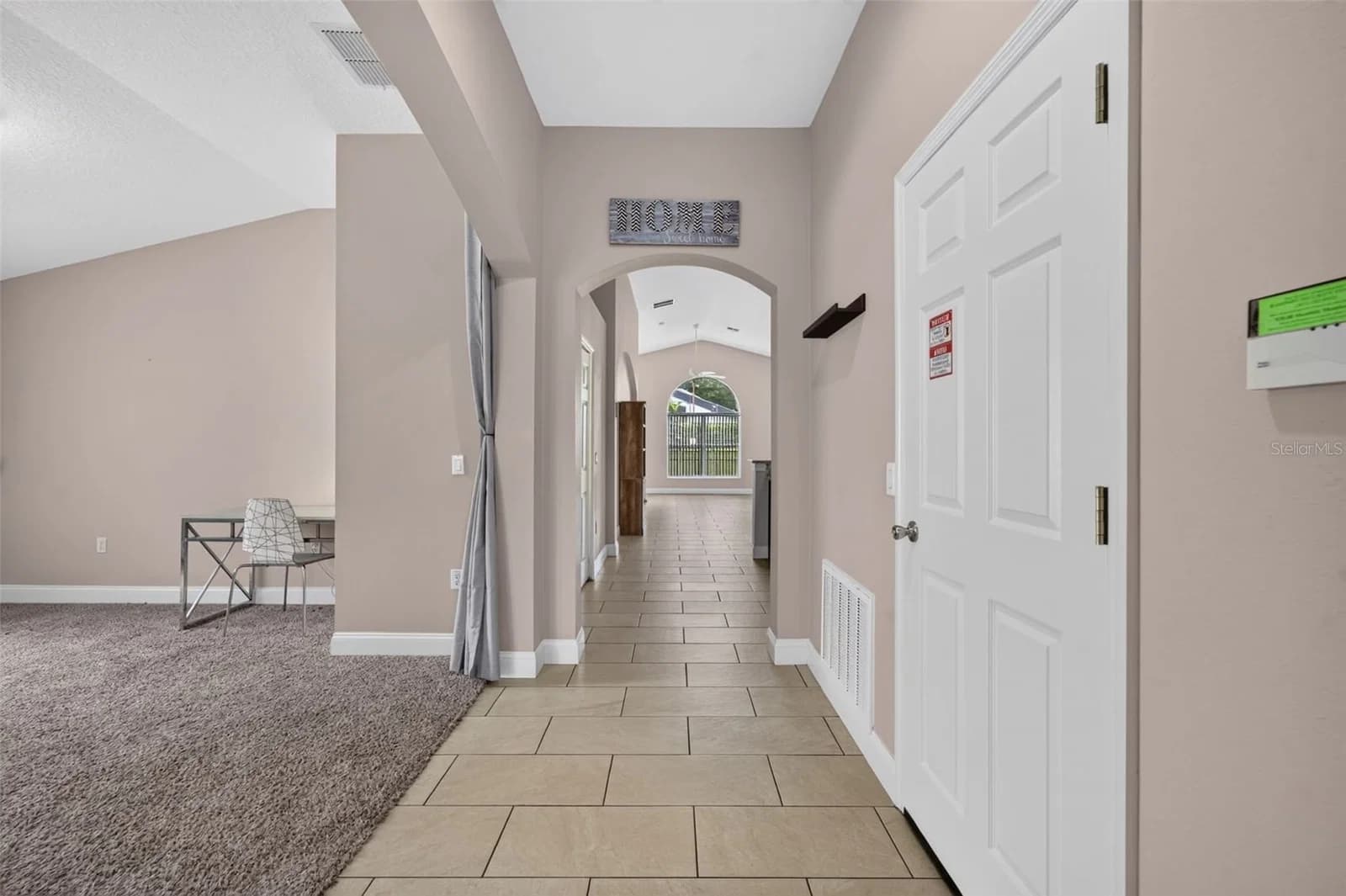 Photo 4 of 124 LANCASTER Drive