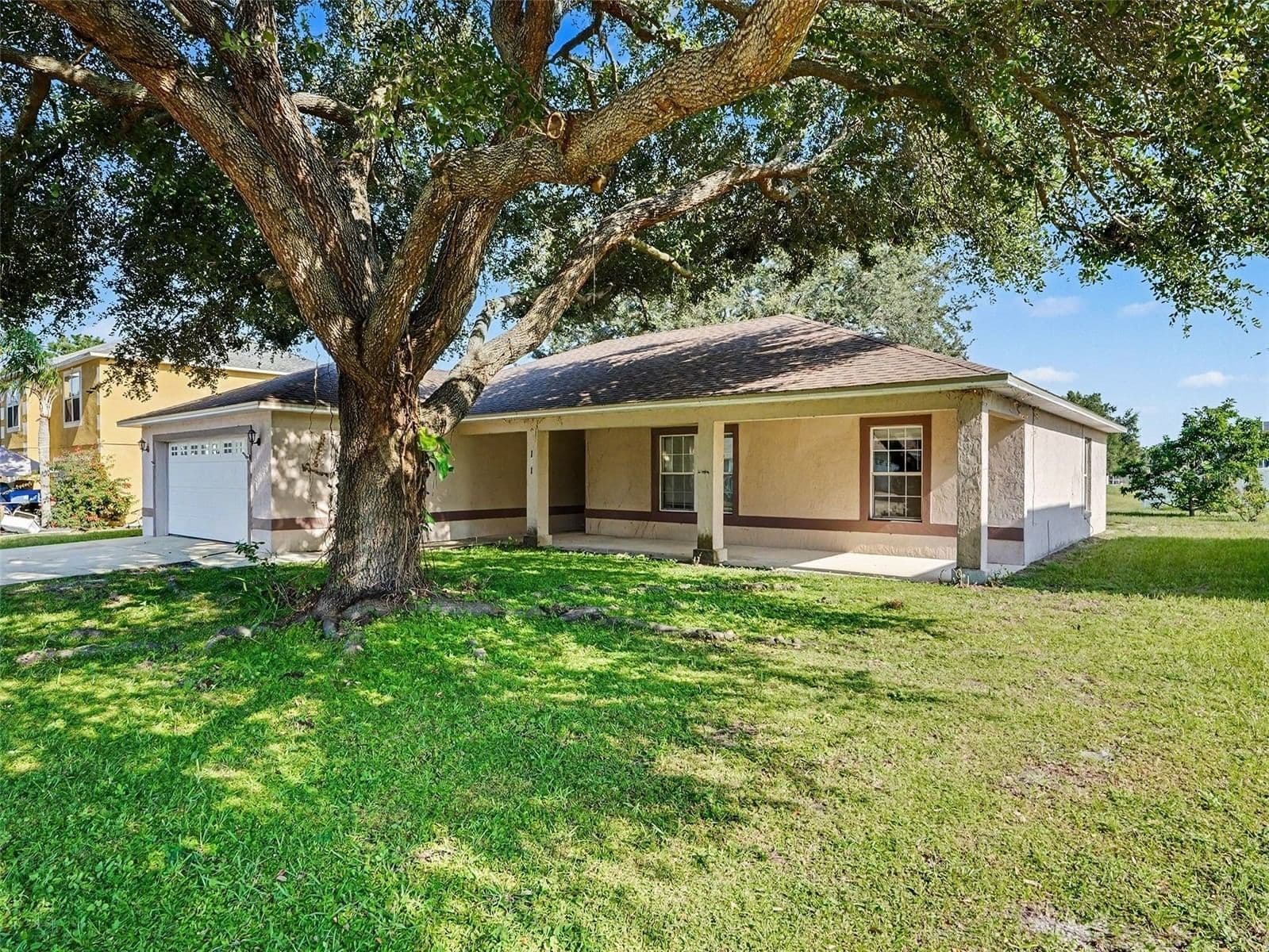 121 SHADDOCK Drive