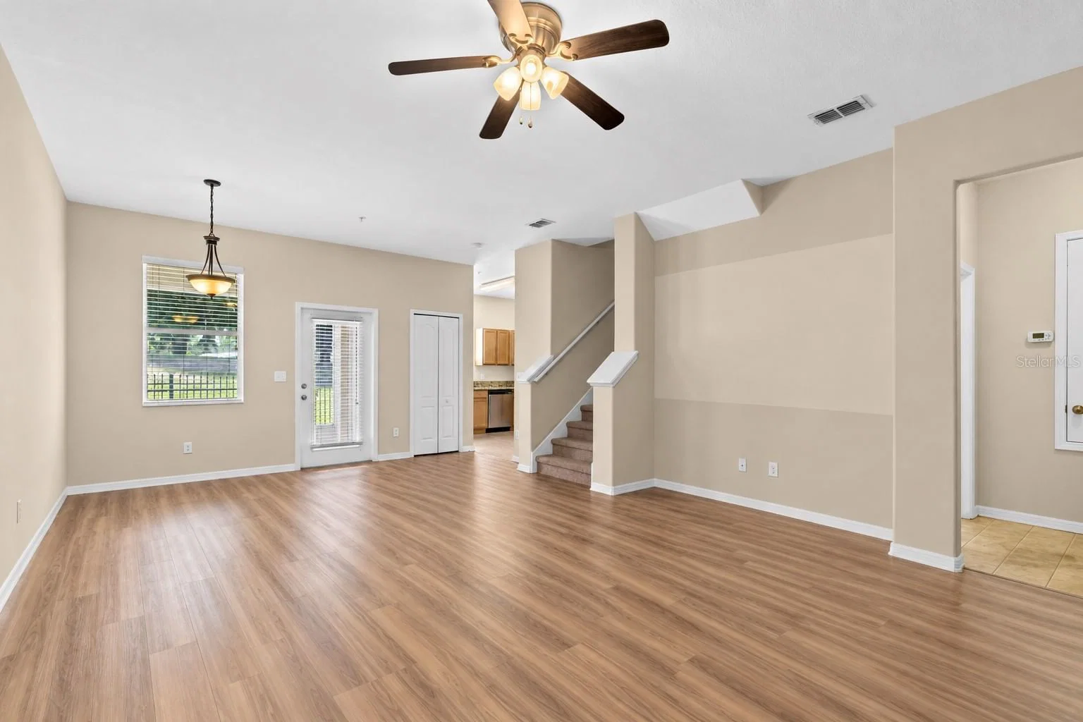 1327 PRIORY Circle #1327