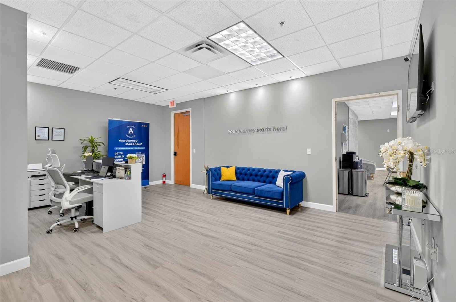 6200 METROWEST