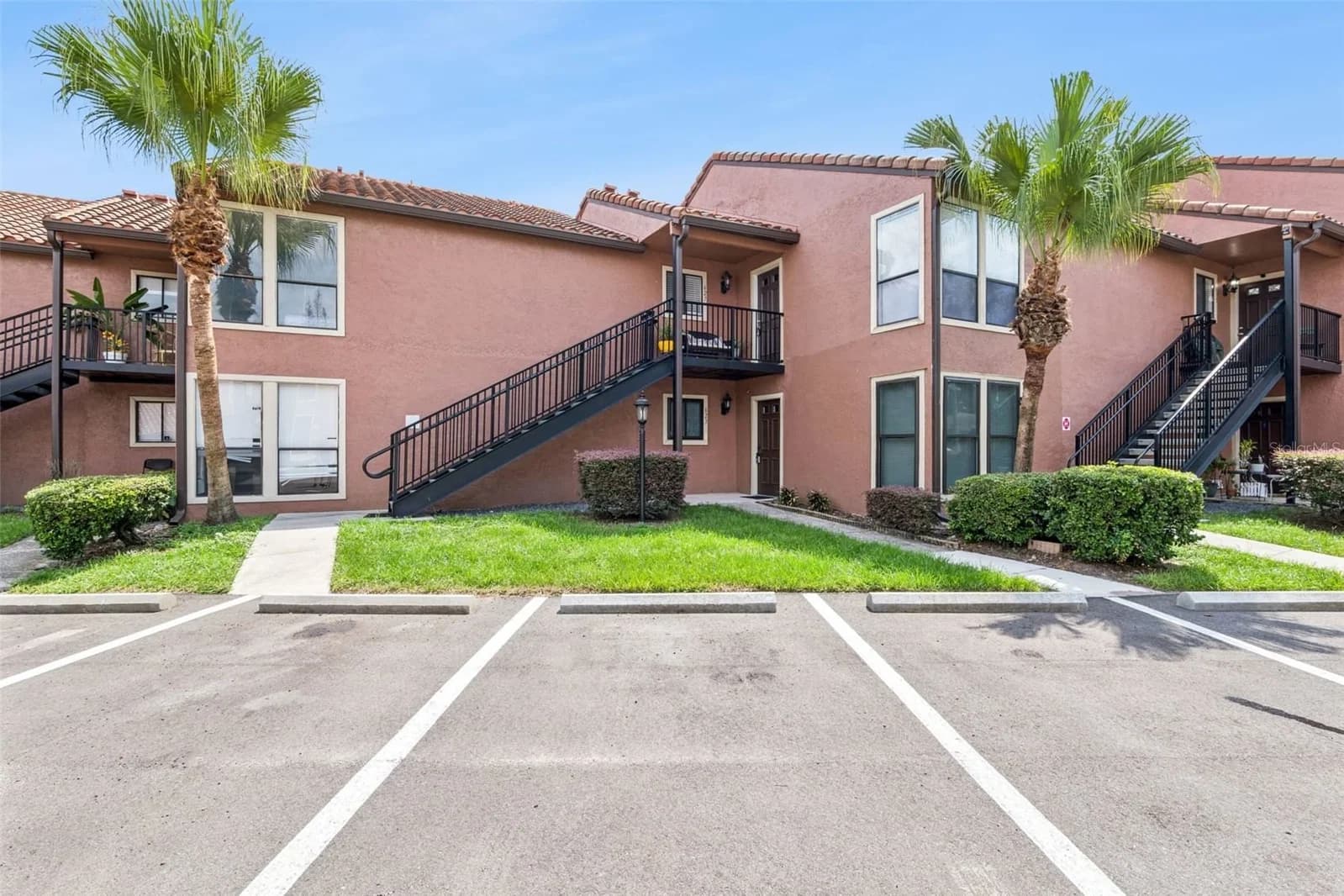623 GRENADINE Court #623