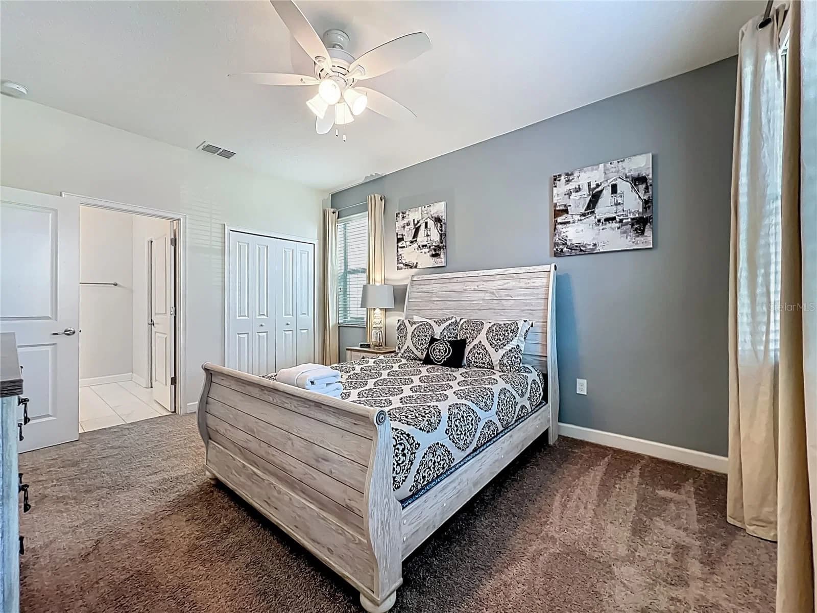 Photo 4 of 9018 STINGER Drive