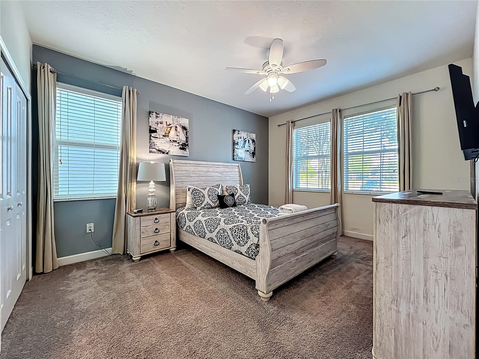 Photo 5 of 9018 STINGER Drive